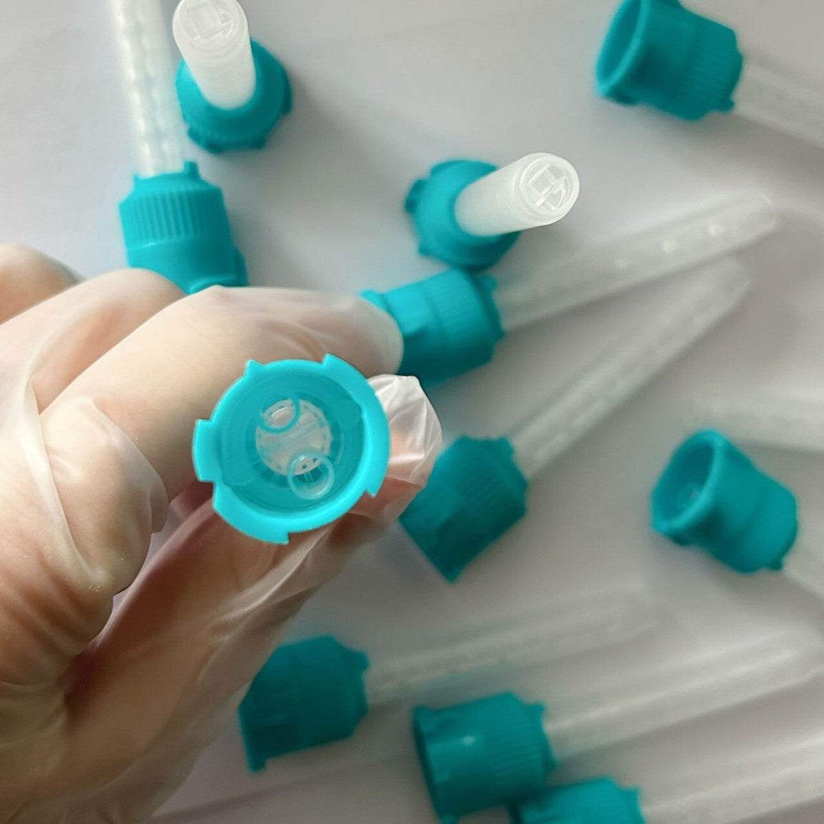 HP Mixing Tips Economy 50/Bag Teal 6.5mm